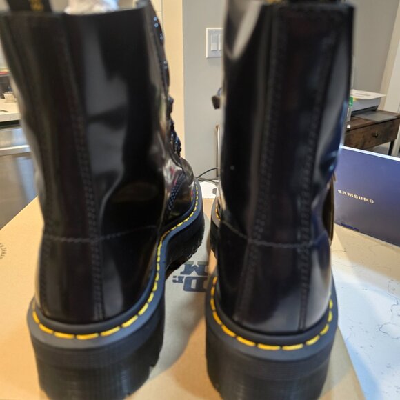 DR. MARTENS MOLLY Leather Platform Boots BLACK BUTTERO Men's Size 10 NEW - Picture 7 of 16